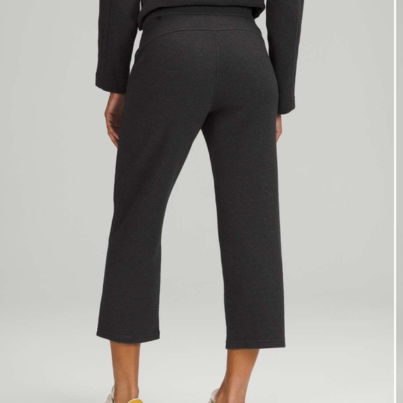 Lululemon Ribbed Straight Leg Super-High-Rise Crop 23" size 4 Heathered Black - Picture 4 of 10